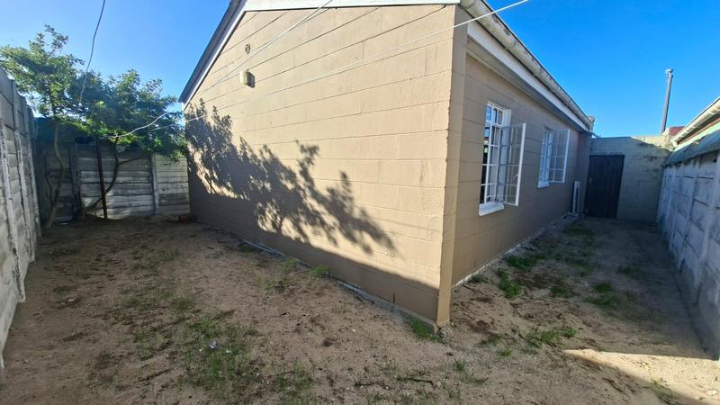 To Let 3 Bedroom Property for Rent in New Woodlands Western Cape